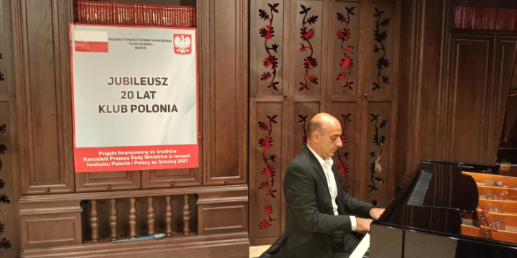 Солистички концерт на Глигор Гелебешев