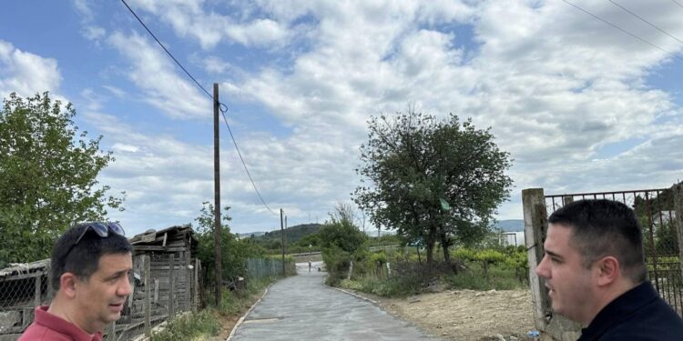 Изградба на секундарна влеза улица во Мрзенци