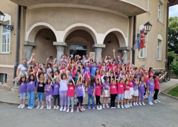 „Калинка“ запеа и во Големата сала на Општина Гевгелија