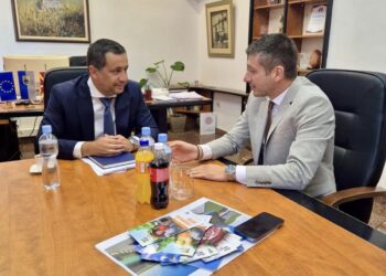 Градоначалникот Андон Сарамандов оствари средба со новиот министер за локална самоуправа, Златко Перински