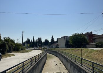 Обновена оградата долж каналот „Рауљ“