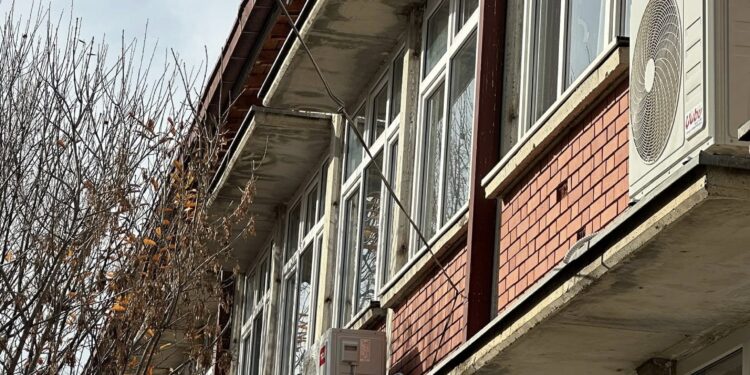 Континуирани вложувања за подобрување на воспитно-образовниот процес: нов систем за греење и ладење во „Владо Кантарџиев“ и внатрешно уредување во „Крсте Мисирков“