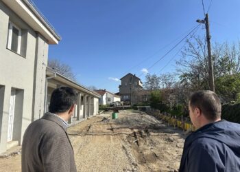 Партерно уредување на центарот во Богородица