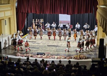 Детската љубов кон фолклорот одбележана со Годишен концерт на Ансамбл „Бојмија“