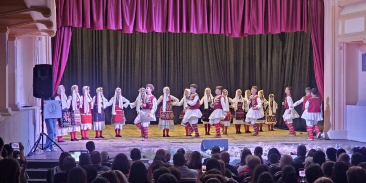 „Гевгелиска везилка“ ја исплете првата нишка на нова фолклорна традиција