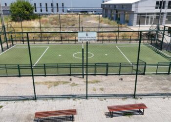 Целосно саниран и модернизиран спортскиот терен- игралиштето „Елена Костадинова“