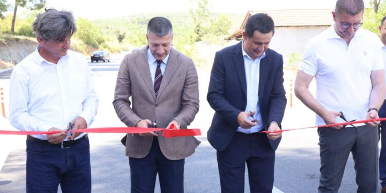 Свечено пуштен во употреба Западниот булевар- нова урбана артилерија на Гевгелија