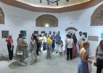 „Имагинација“ на Тања Трајкова: Роденденско отворање на изложба што го спојува реалното со фантастичното