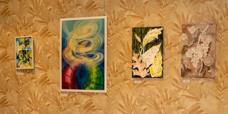 Три уметнички, една заедничка творечка цел- „Сплотување“ на Картова, Велковска и Ф. Стефановска во Гевгелија