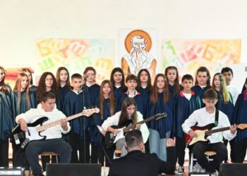 Одбележан вековниот јубилеј на ООУ „Климент Охридски“ – Миравци: славење 100 години постоење и традиција во образованието