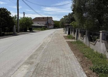 Завршена изградбата на пешачката патека со атмосферски систем во Негорци