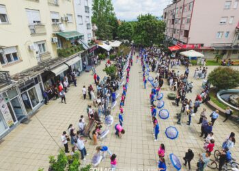 „Квадрил 2026“ во Гевгелија: матурска радост на плоштадот