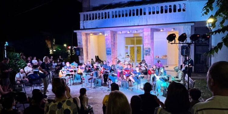 Гевгелија во знакот на младинскиот музички талент: одржани годишните концерти на Школата за тапани и Секцијата за гитара