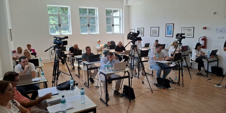 Советот на Општина Гевгелија изгласа 38 одлуки и решенија на 14. седница